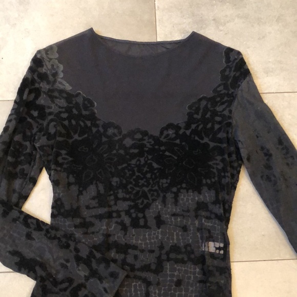 Ritmo di Perla One Piece Nylon Bodysuit with Raised Velvety Floral Design - Picture 4 of 16